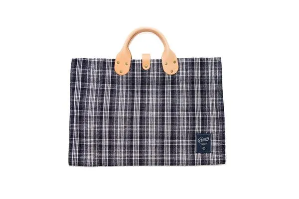 Grayers and Winter   Session Log Tote