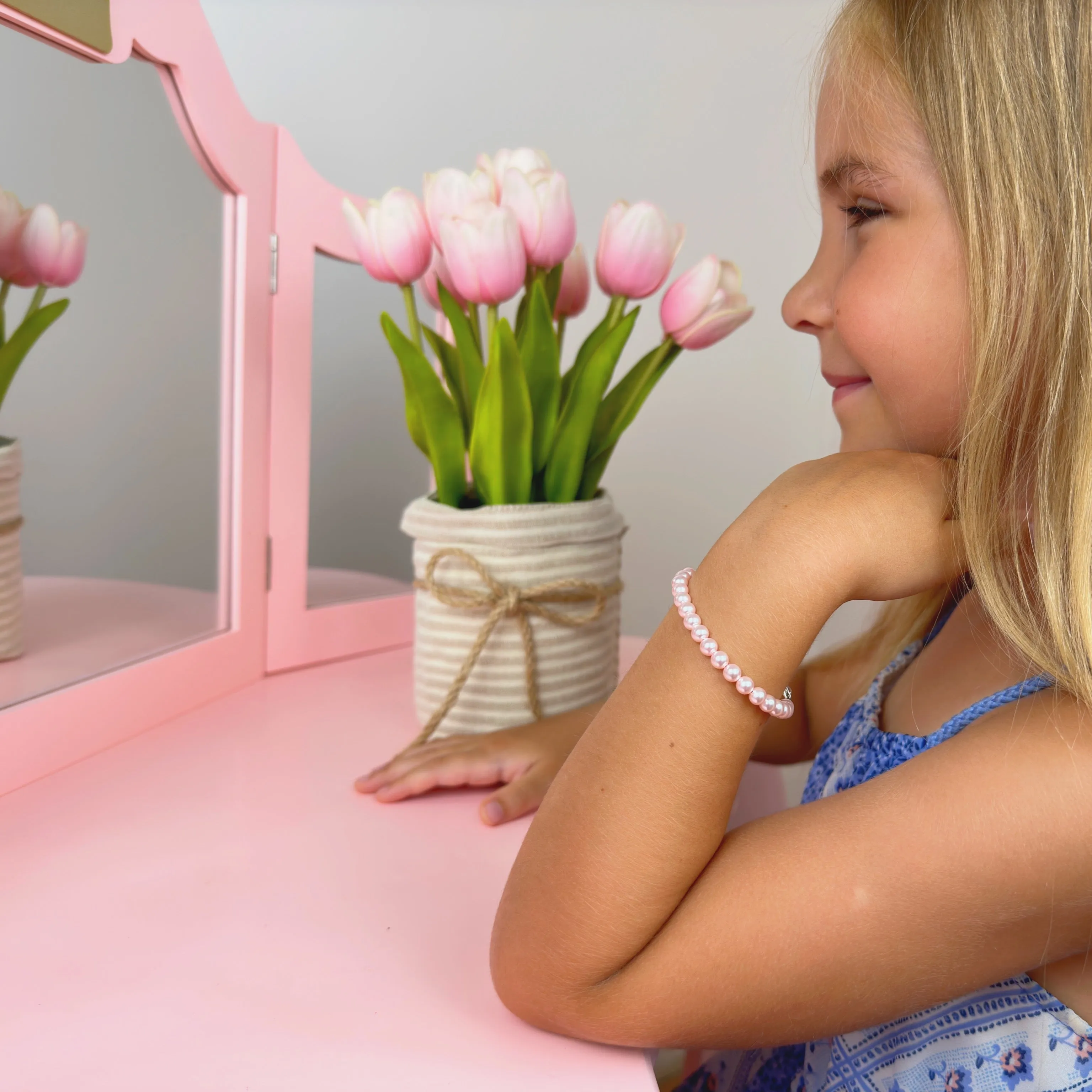 Little Girl Toddler Elegant Bracelet with Pink Pearls