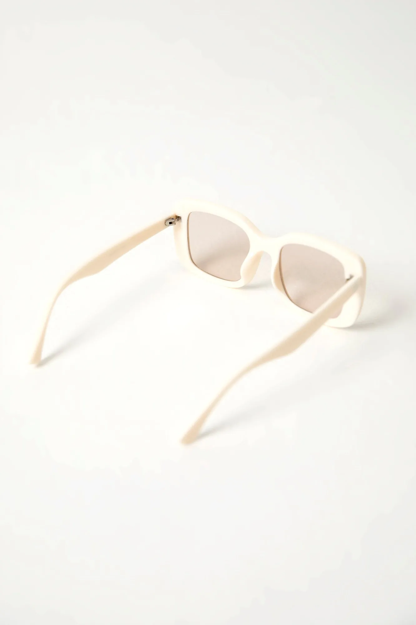 SUNGLASSES (E0029/111/001)